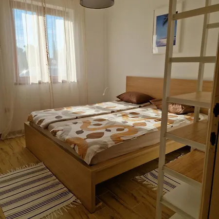 Ana's Apartman