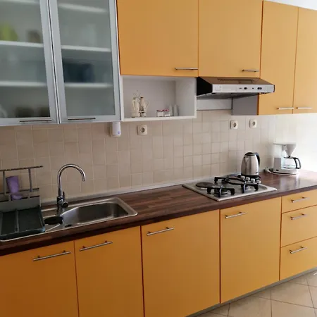 アパート Ana's スタリー・グラード